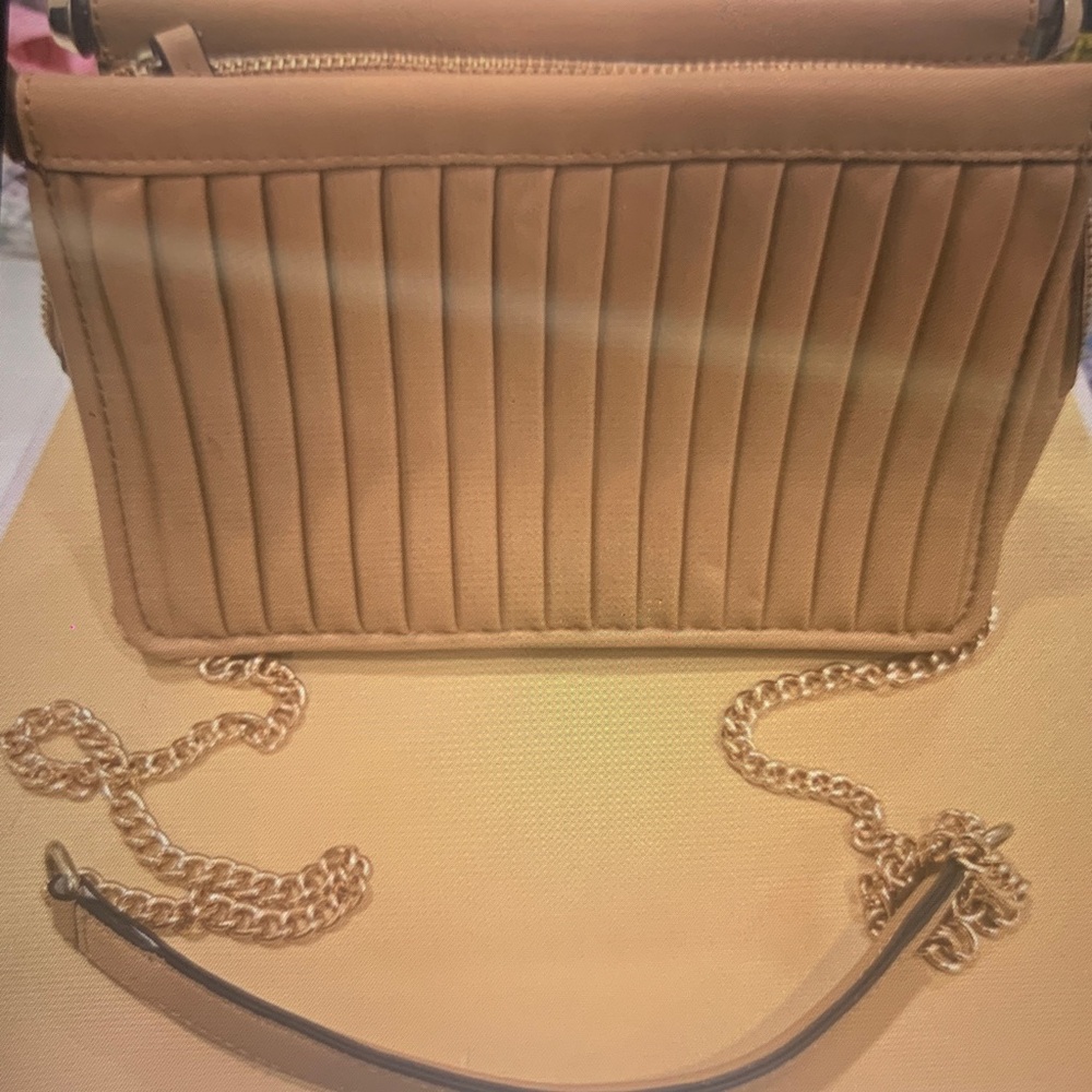 Alfani Elegant Tan Quilted Chain Shoulder/ crossbody bag